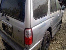 2002 TOYOTA 4RUNNER SILVER SR5 3.4L AT 2WD.  Z24870